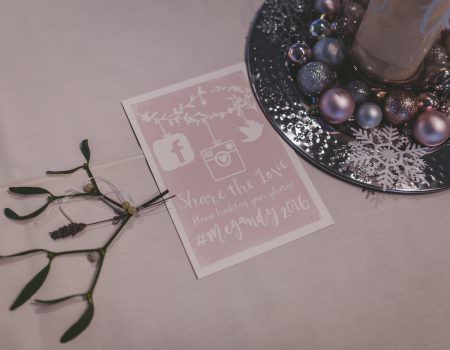 Winter wedding table decor