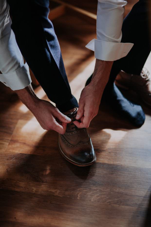Groom's shoes