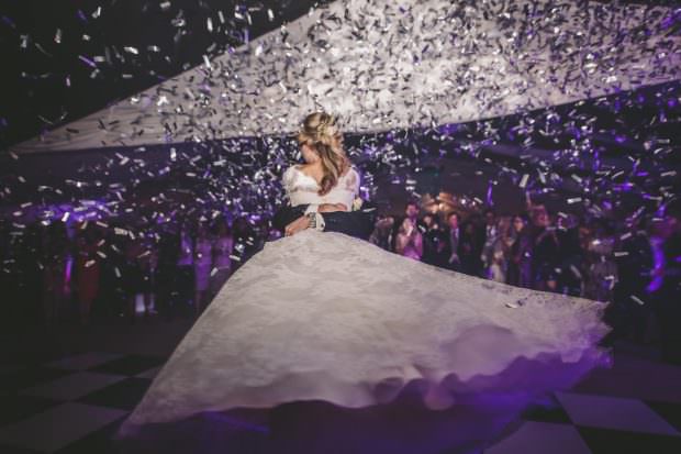 wedding confetti canon