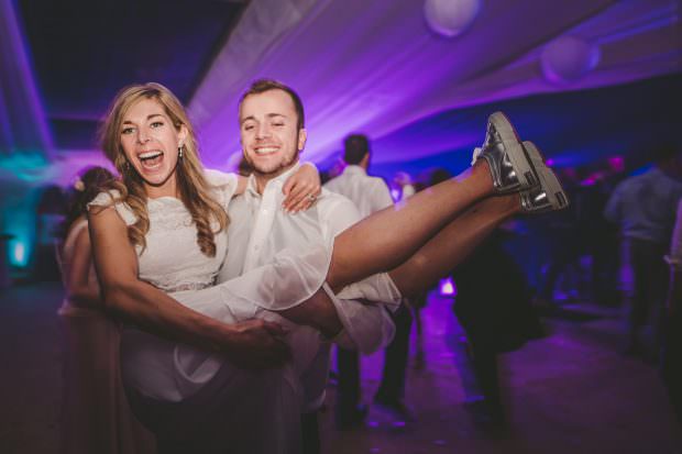 candid wedding photography