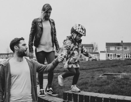 Relaxed family photography